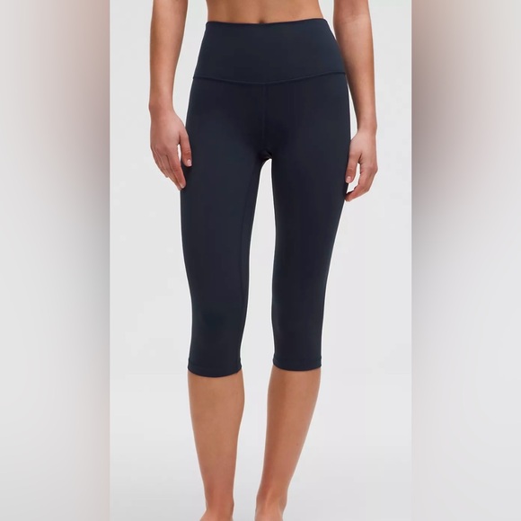 🩷Lululemon Align HR Crop 17" True Navy - Picture 4 of 5